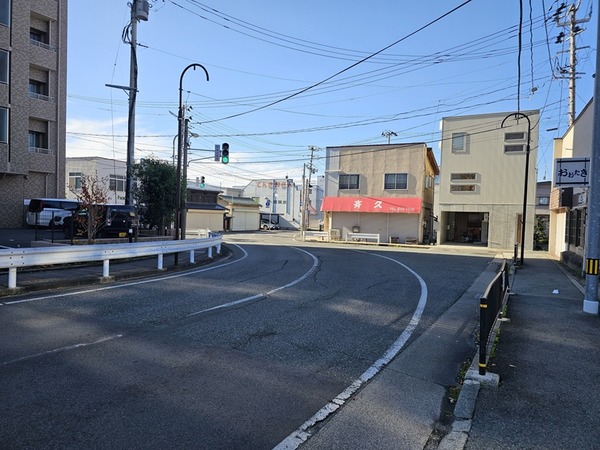 吹張口近くのクランク