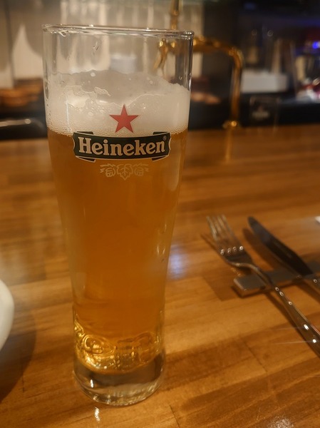 最初はハイネケン