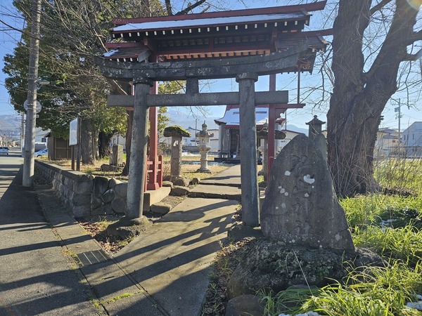 新山神社