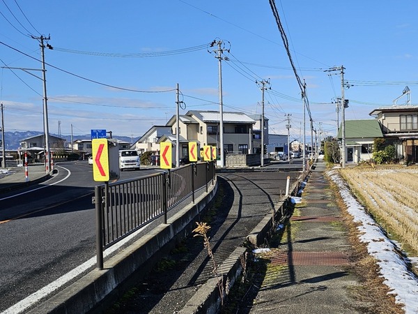 ほんとはここを真っすぐ