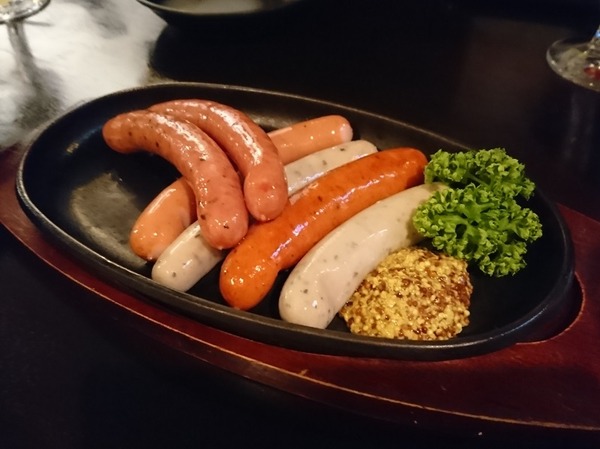 ソーセージ盛り合わせ♪