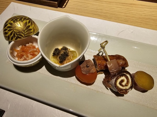 01 季節の前菜盛合せ