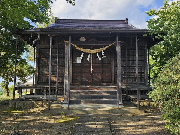 こちらも村社。