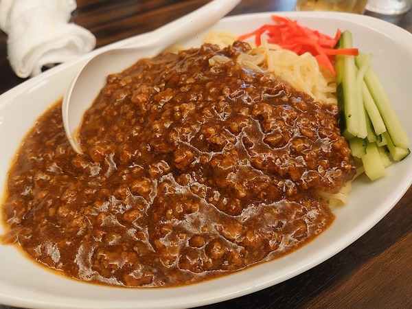 ジャージャー麵