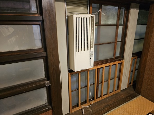 外は見えないか