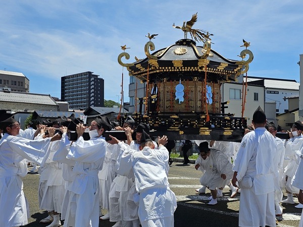 神輿渡御