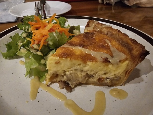 熊のベーコンのキッシュ