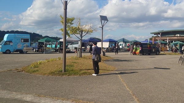 クラフトマルシェ