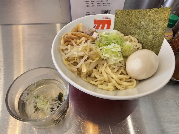 スープはサービス