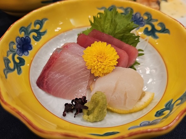 03 安定のお刺身