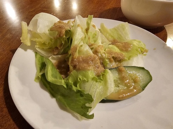 サラダがついてました♪