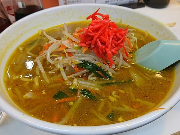 カレーラーメン。