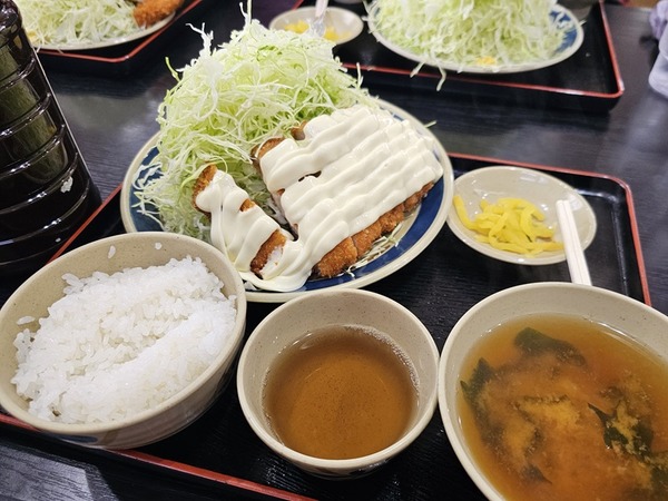 チーズとんかつ