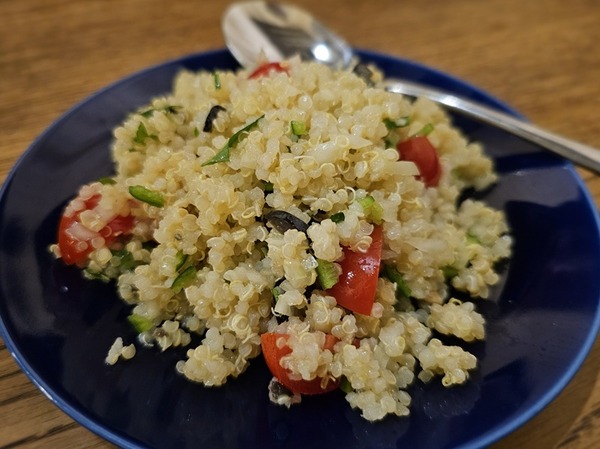 キヌアのサラダ