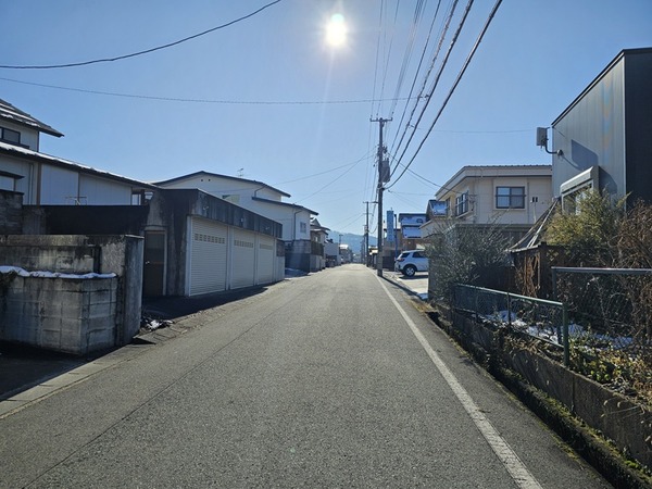 一本隣を歩いてみる