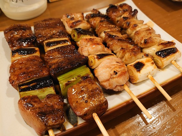 おまかせ5本、タレ。