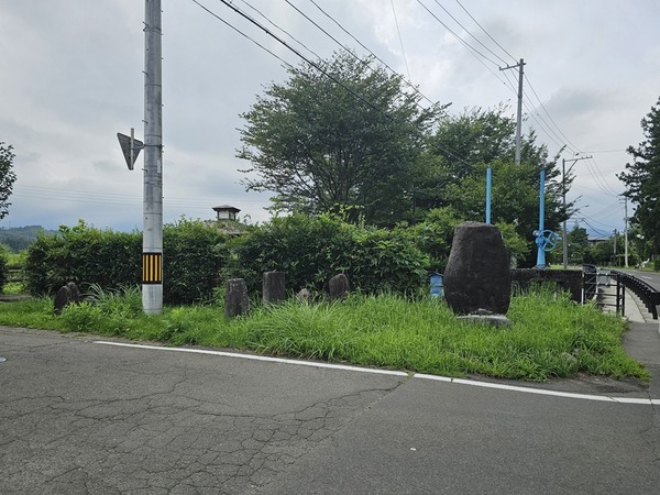 お向かいにも