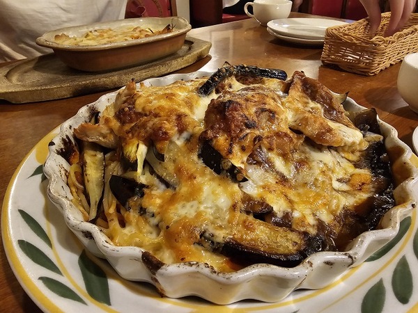 ナスとチキンのスパゲティグラタン ミートソースがけ