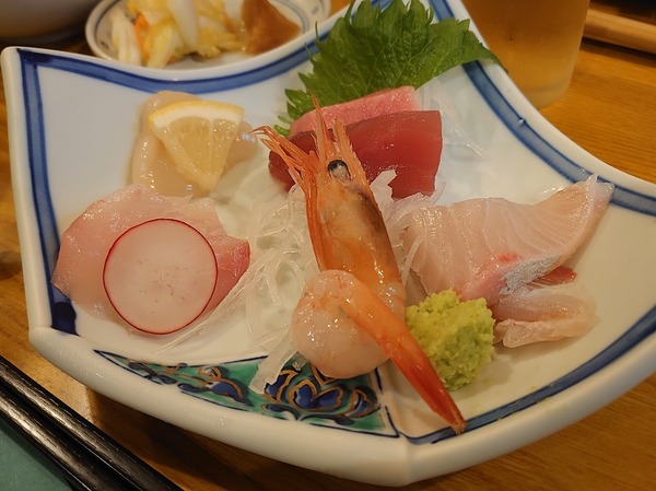 お刺身。