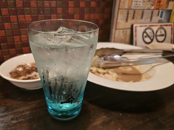 翠ジンソーダ