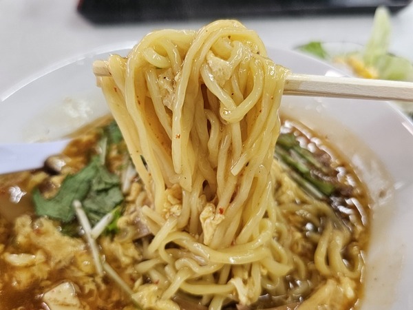 麺は普通。