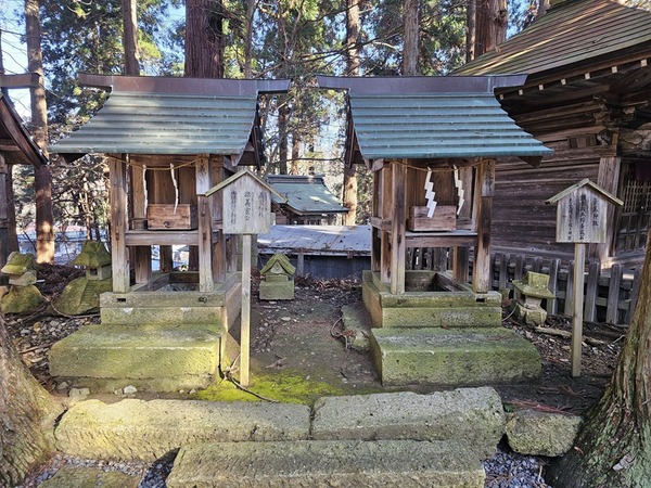 義家神社と景政神社