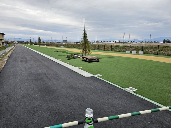 街道沿いにこんな場所が