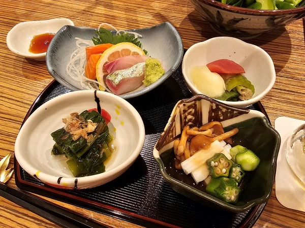 前菜代わりの四点盛り