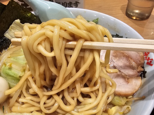 太麺ストレート