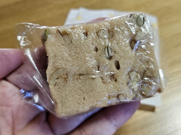 木の実、って感じが。