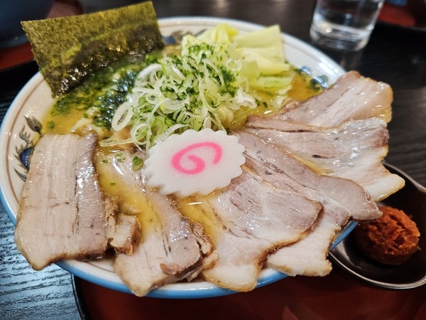 半チャーシュー