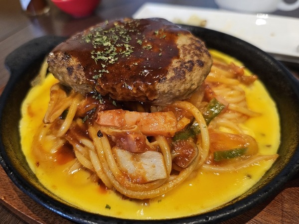 ナポリタン&ハンバーグ