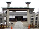 煉瓦蔵