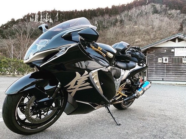 23.06.27 隼ってバイクに乗ってるおじさん大体太ってるよな : バイクネタまとめ
