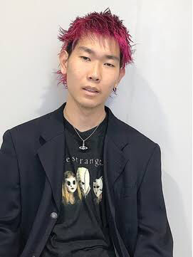 【疑問】ユーチューバーってなんでブッサイクやのにきっしょい髪色してるんや？