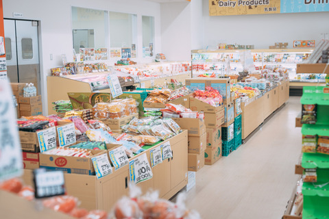 スーパー行ったワイ「梨一個298円！？白菜一玉800円！？」
