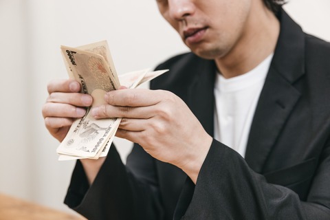日本人「転売ヤーは悪！滅びろ！」←転売ヤーが滅びない理由