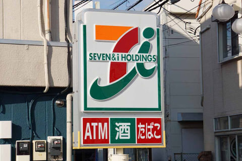 【画像あり】セブイレ「助けて！バイトがフランクフルトを800本仕入れるつもりが4000本仕入れちゃったの！」