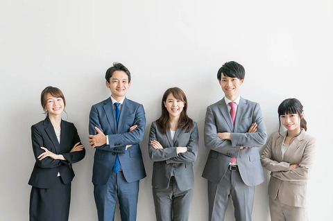 公務員「同じ仕事してるだけなのに勝手に給料が上がっていく」←これ凄くない？