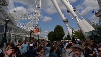 イギリス 252