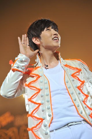 B1A4の日本ファースト・コンサート、1万人のファンの熱い声援を B1A4の日本ファースト・コンサート、1万人のファンの熱い声援を