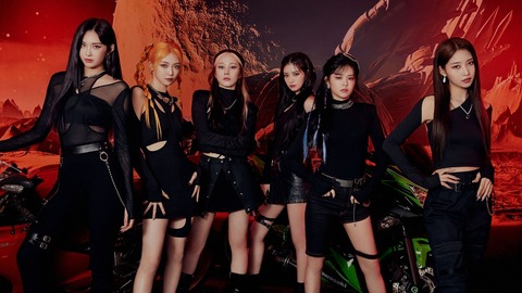 EVERGLOW「3rd Mini Album: Return of the girl」日本限定特典