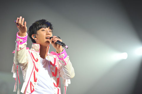 B1A4の日本ファースト・コンサート、1万人のファンの熱い声援を B1A4の日本ファースト・コンサート、1万人のファンの熱い声援を