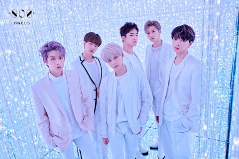 【最安値に挑戦】 6671ee83-s.jpg K-POP/アジア
