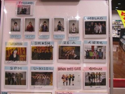 直筆サイン色紙&ポラロイド写真展示 【タワーレコード仙台 直筆サイン色紙&ポラロイド写真展示 【タワーレコード仙台