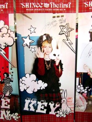 SHINee 『THE FIRST』スクリーンPOP展示 【タワーレコード渋谷店