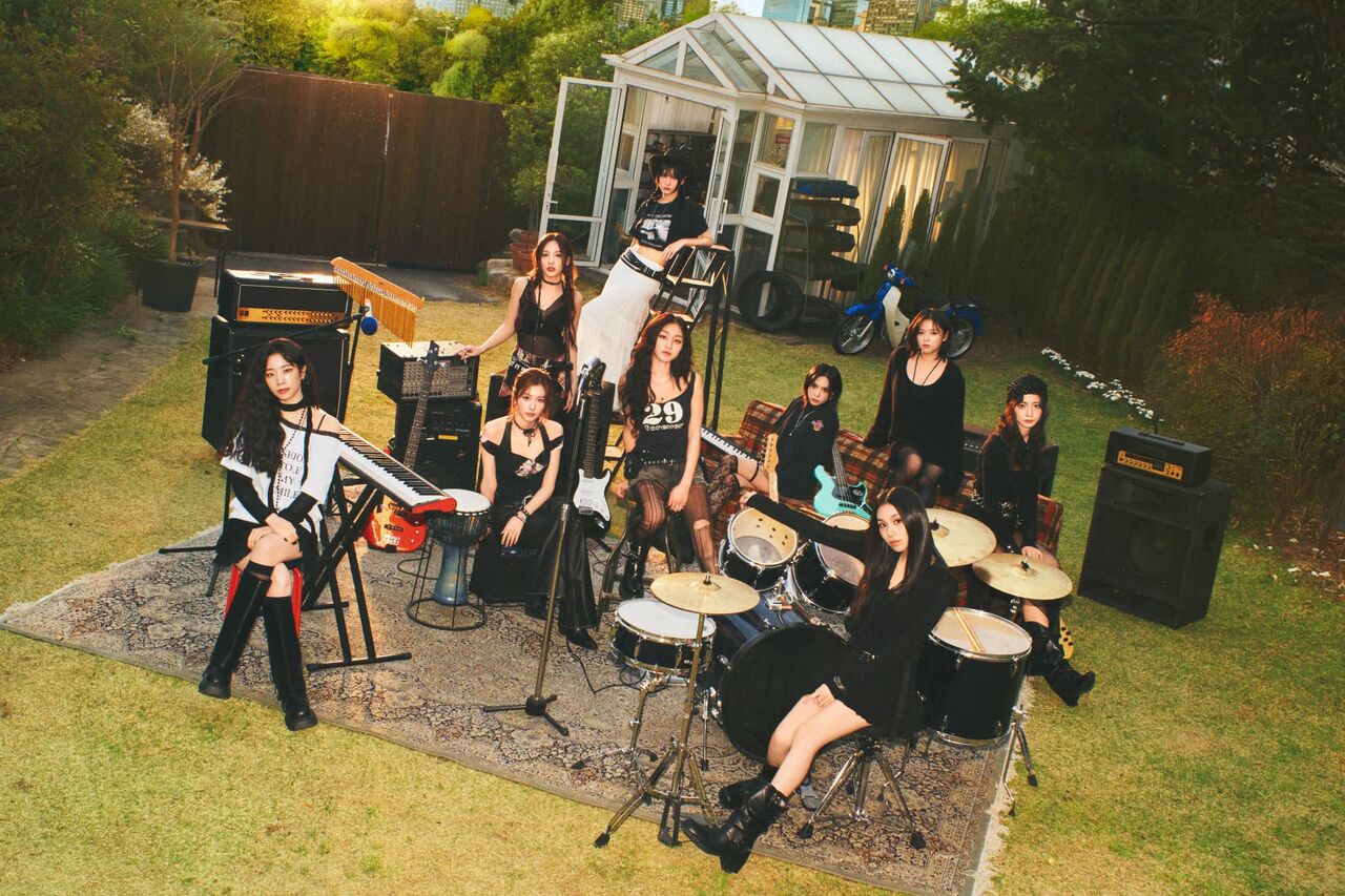 TWICE JAPAN 6th ALBUM『ENEMY』発売記念 購入者対象チェキ抽選会開催