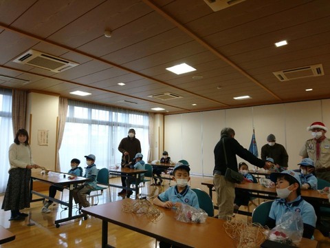 line_209914372536954