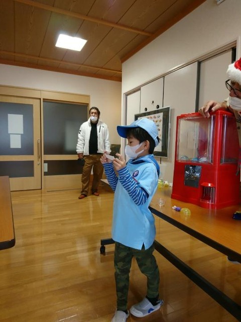 line_199992434364176_1