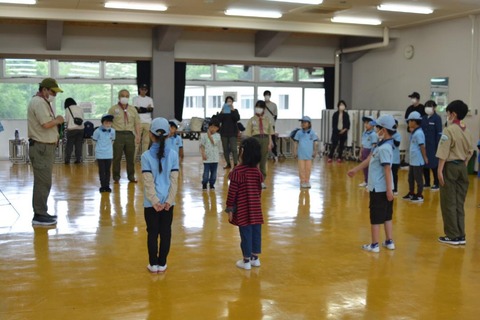 line_21747831472536_1